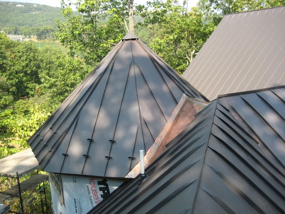 Professional Roof Tarp Installation by Craftsman Roofing in Club